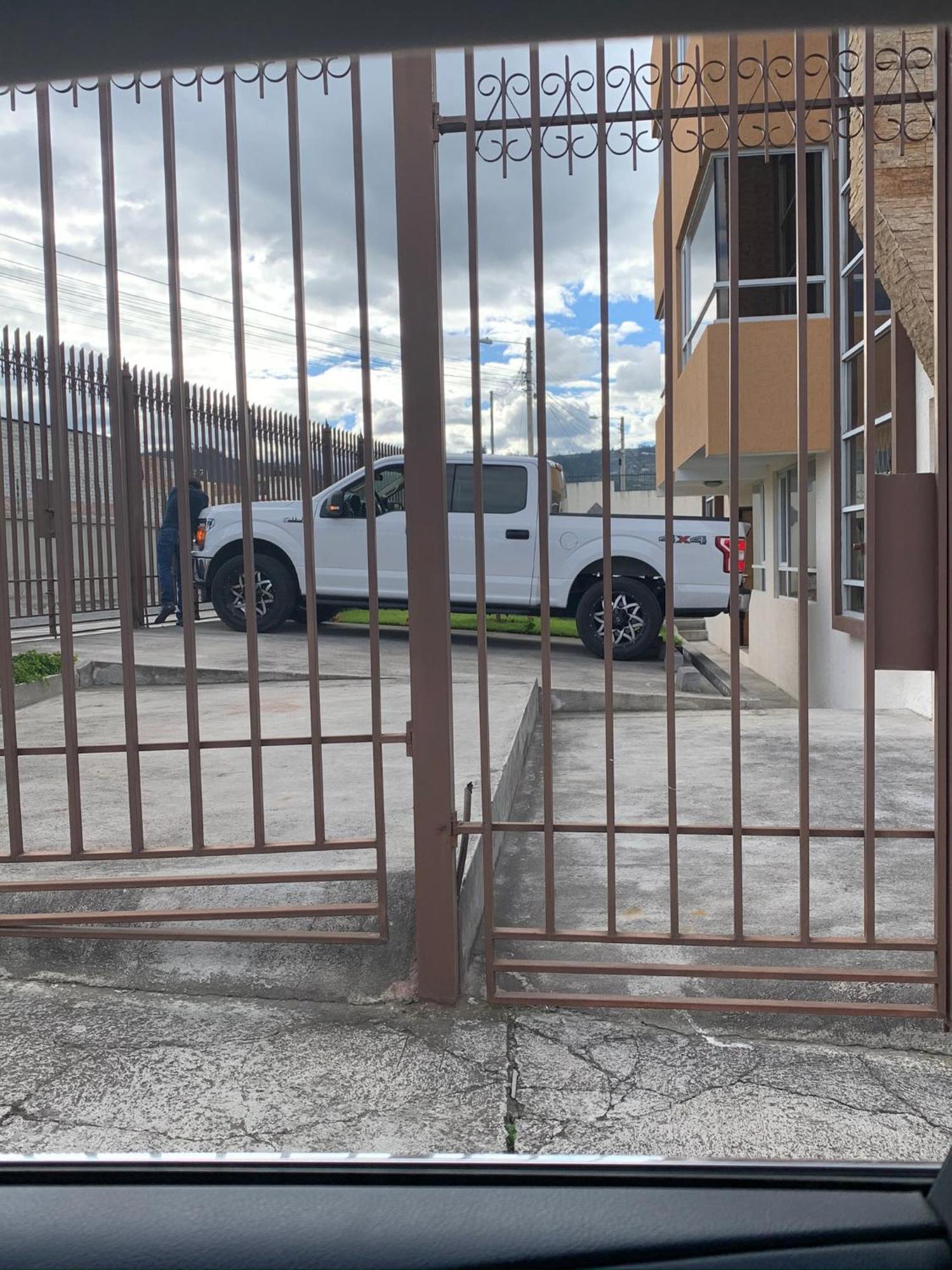 Instant Hotel - Departamento En Ambato Εξωτερικό φωτογραφία